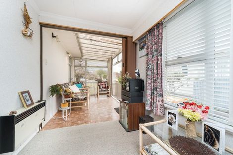 Photo of property in 21 Gloucester Street, Takaro, Palmerston North, 4412