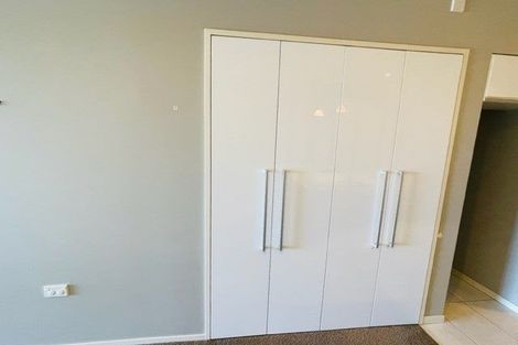 Photo of property in 1/47 Haven Drive, East Tamaki, Auckland, 2013