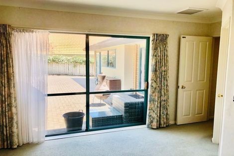 Photo of property in 18 Keppoch Court, Dannemora, Auckland, 2016