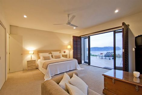 Photo of property in 73 Radar Road, Hot Water Beach, Whitianga, 3591