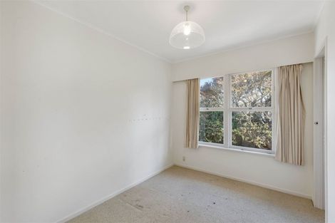 Photo of property in 6 Raines Avenue, Forrest Hill, Auckland, 0620