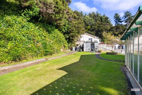 Photo of property in 33 James Grove, Stokes Valley, Lower Hutt, 5019