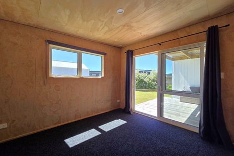 Photo of property in 105 Taupata Way, Matarangi, Whitianga, 3592