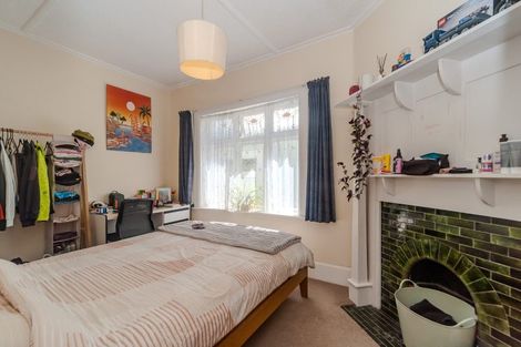 Photo of property in 9 Rolleston Street, Mount Cook, Wellington, 6021