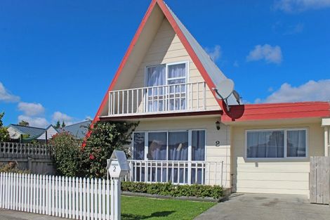 Photo of property in 2 Seaforth Avenue, Milson, Palmerston North, 4414