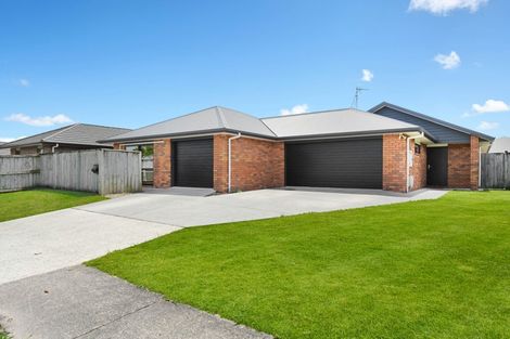 Photo of property in 4 Piwakawaka Court, Rototuna North, Hamilton, 3210