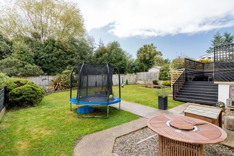 Photo of property in 7 Kinmont Crescent, Kinmont Park, Mosgiel, 9024