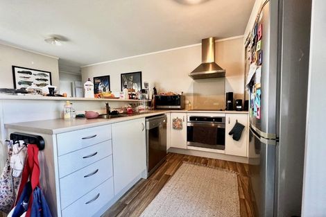 Photo of property in 50 Sycamore Drive, Sunnynook, Auckland, 0620