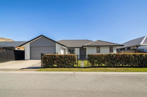 Photo of property in 8 Primrose Lane, Lower Shotover, Queenstown, 9304