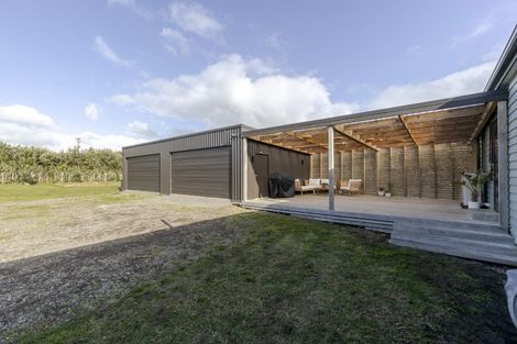 Photo of property in 428 Coast Road, Warea, New Plymouth, 4381