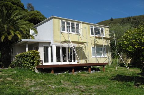 Photo of property in 81 Norton Park Avenue, Fairfield, Lower Hutt, 5011