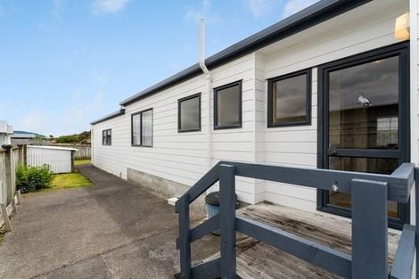Photo of property in 18 Millhaven Place, Otaki, 5512