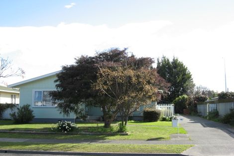 Photo of property in 82 Clarence Cox Crescent, Pirimai, Napier, 4112