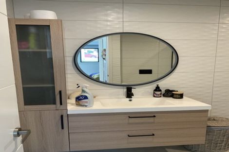 Photo of property in 104 Elizabeth Street, Mount Victoria, Wellington, 6011