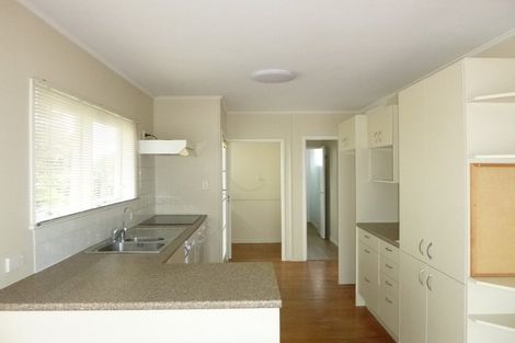 Photo of property in 67 Juniper Road, Sunnynook, Auckland, 0620