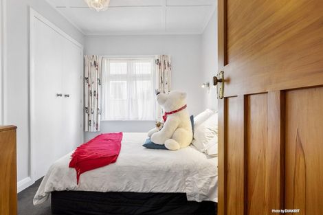 Photo of property in 11 Humber Street, Island Bay, Wellington, 6023