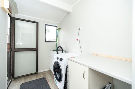 Photo of property in 69c Kahikatea Drive, Melville, Hamilton, 3206