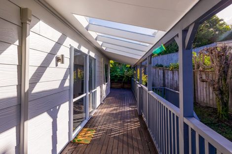 Photo of property in 1/34 Lambrown Drive, Totara Vale, Auckland, 0629