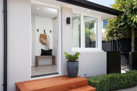 Photo of property in 112 Hamilton Avenue, Ilam, Christchurch, 8041