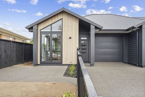 Photo of property in 1/17 Tudor Crescent, Chedworth, Hamilton, 3210