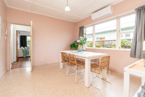 Photo of property in 25 Argentine Avenue, Miramar, Wellington, 6022