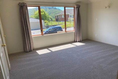 Photo of property in 3a Bankot Crescent, Ngaio, Wellington, 6035