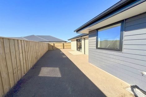 Photo of property in 15 Busby Way, Rolleston, 7614
