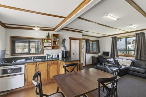 Photo of property in 59 Fifth Avenue, Urenui, 4377