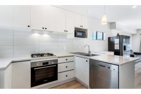 Photo of property in 3b Sheralee Place, Bucklands Beach, Auckland, 2014