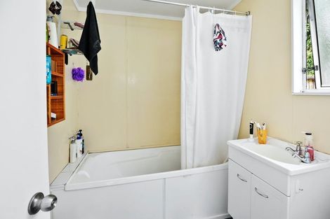 Photo of property in 7 Verel Street, Fairfield, Hamilton, 3214