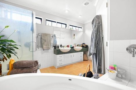 Photo of property in 35 Clarkin Road, Fairfield, Hamilton, 3214