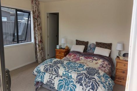 Photo of property in 14 Salisbury Crescent, Wallaceville, Upper Hutt, 5018