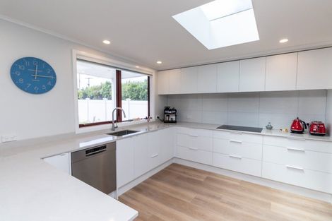Photo of property in 23a Parkvale Road, Karori, Wellington, 6012