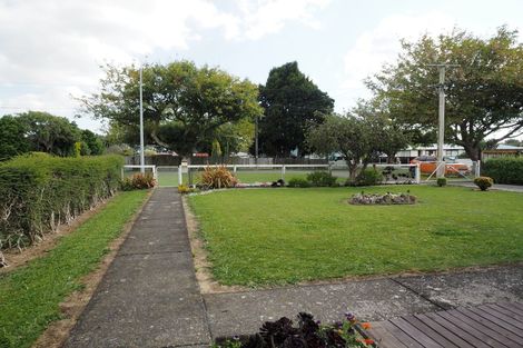 Photo of property in 77 Stout Street, Shannon, 4821