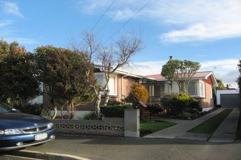 Photo of property in 37 Oakland Street, Andersons Bay, Dunedin, 9013