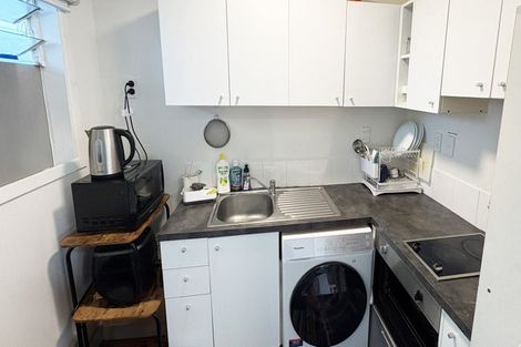 Photo of property in 67 St Vincent Avenue, Remuera, Auckland, 1050