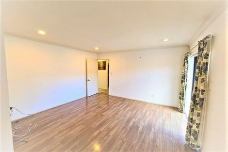 Photo of property in 87 Bluebird Crescent, Unsworth Heights, Auckland, 0632