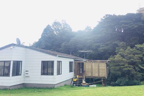 Photo of property in 11 Idesia Place, Totara Heights, Auckland, 2105