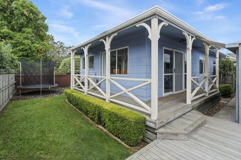 Photo of property in 2/62 Parkers Road, Tahunanui, Nelson, 7011