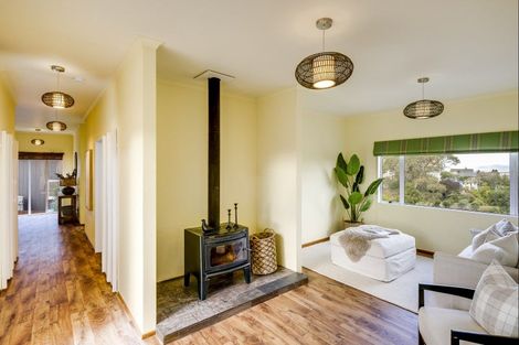 Photo of property in 121 Thompson Road, Bluff Hill, Napier, 4110