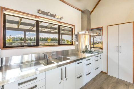 Photo of property in 297 Porangahau Road, Waipukurau, 4282