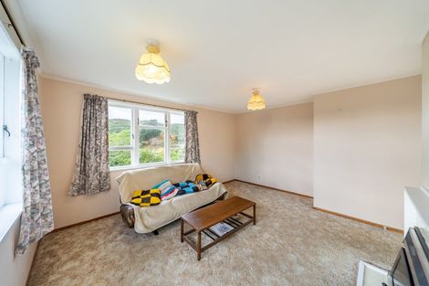 Photo of property in 125 Sievers Grove, Cannons Creek, Porirua, 5024