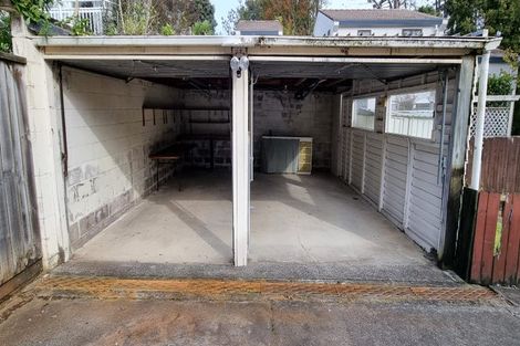 Photo of property in 27 Morton Avenue, Forrest Hill, Auckland, 0620