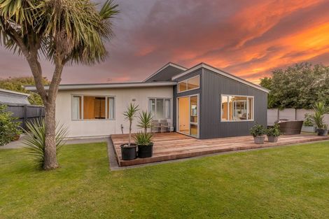 Photo of property in 18b Jervois Street, New Brighton, Christchurch, 8061