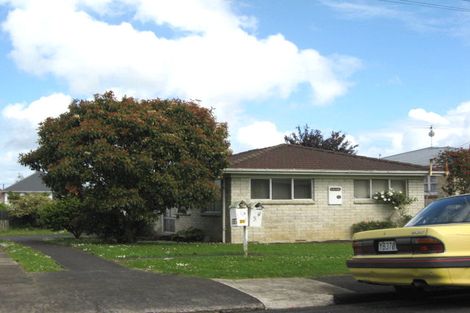 Photo of property in 1/5 Royal Arch Place, Rosehill, Papakura, 2113