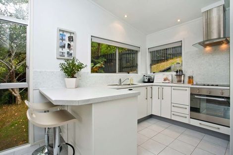 Photo of property in 79 Stott Avenue, Birkdale, Auckland, 0626