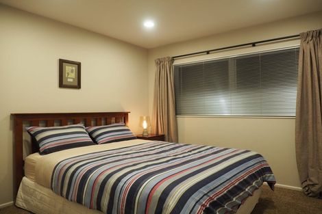 Photo of property in 8 Amner Place, Bluff Hill, Napier, 4110