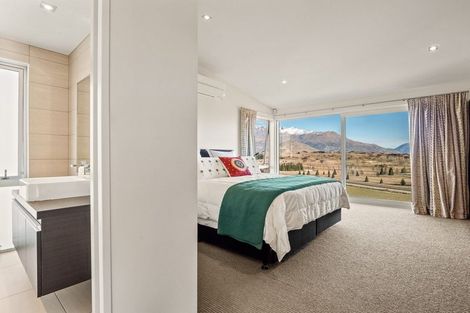 Photo of property in 14 Advance Terrace, Arrowtown, 9302