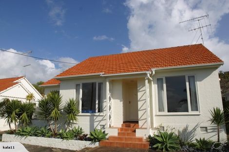 Photo of property in 3 Alison Avenue, Takapuna, Auckland, 0622