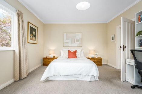 Photo of property in 30 Lucknow Terrace, Khandallah, Wellington, 6035